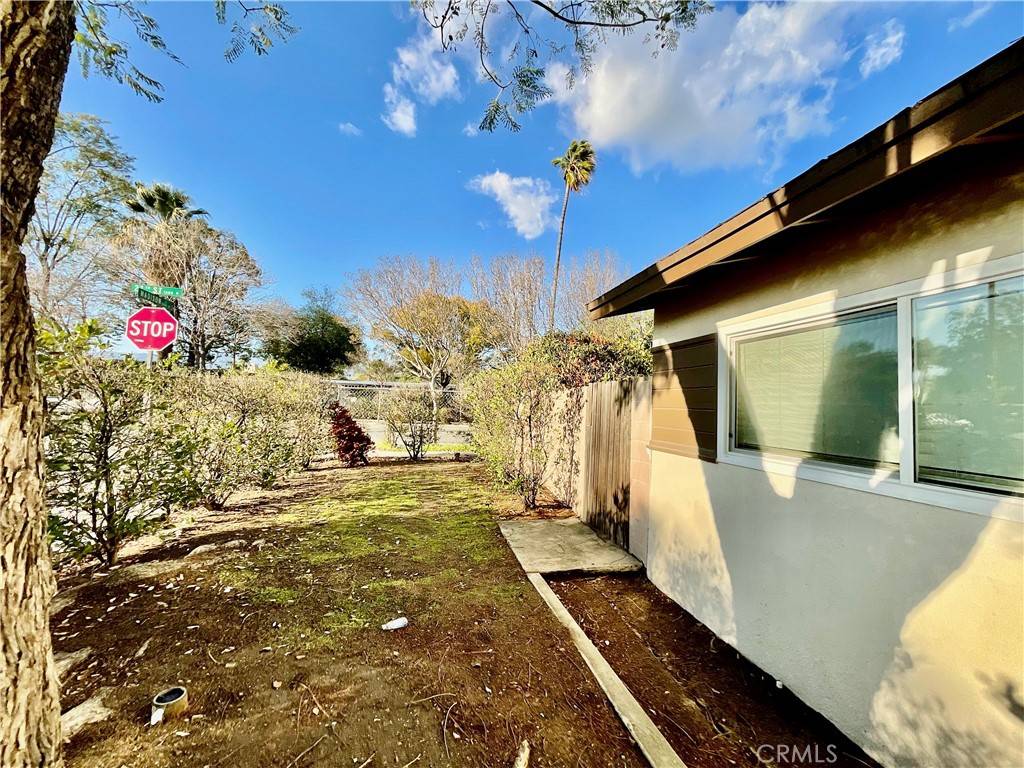 San Bernardino, CA 92407,2695 Madison ST