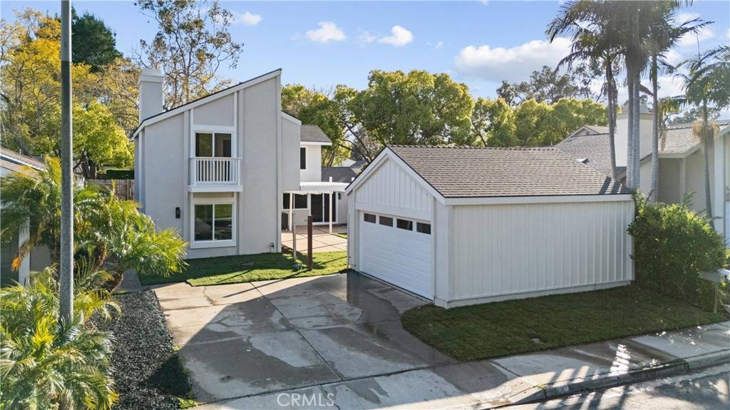 10 Banyan Tree,  Irvine,  CA 92612