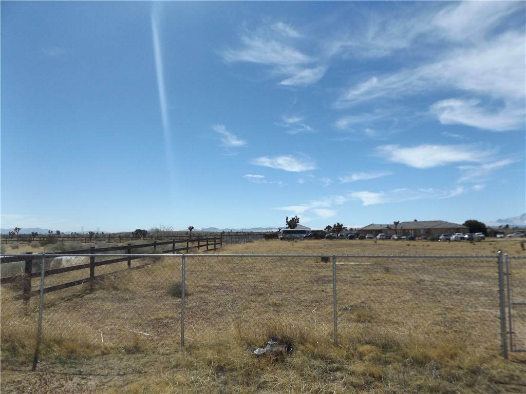 Victorville, CA 92307,0 Bellflower