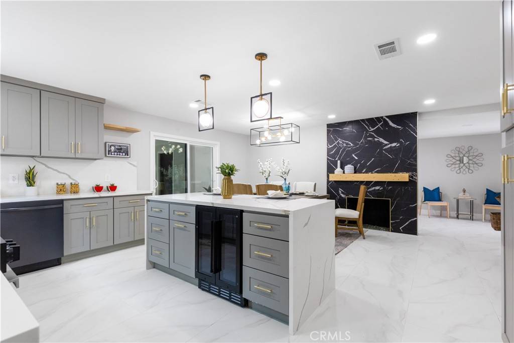 Pico Rivera, CA 90660,8536 Beverly Park Pl