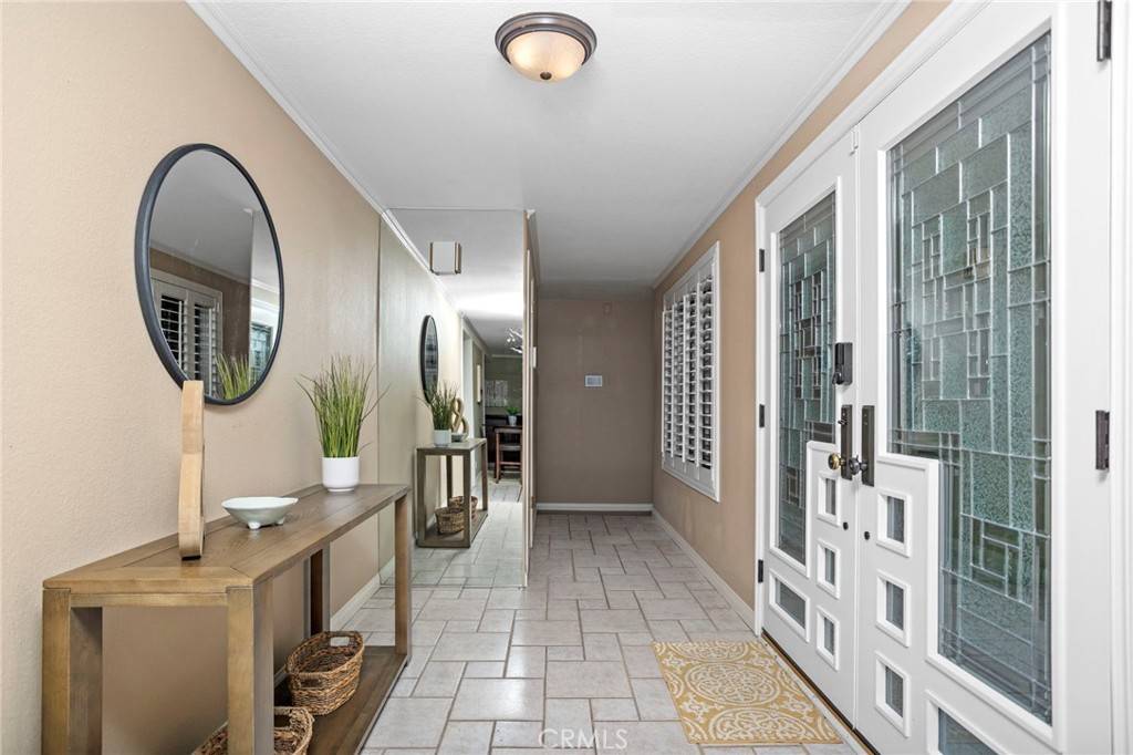 Glendora, CA 91741,208 Whispering Oaks DR