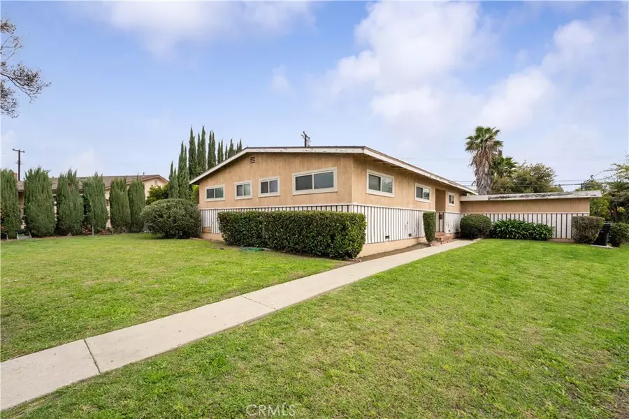 1862 Morrison ST, Pomona, CA 91766