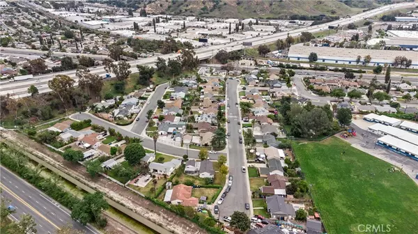 Pomona, CA 91768,609 Hennipen ST