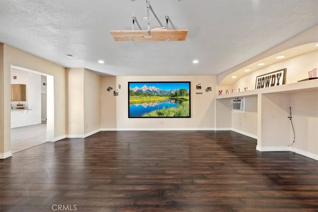 Victorville, CA 92392,12963 Birch Glen CT