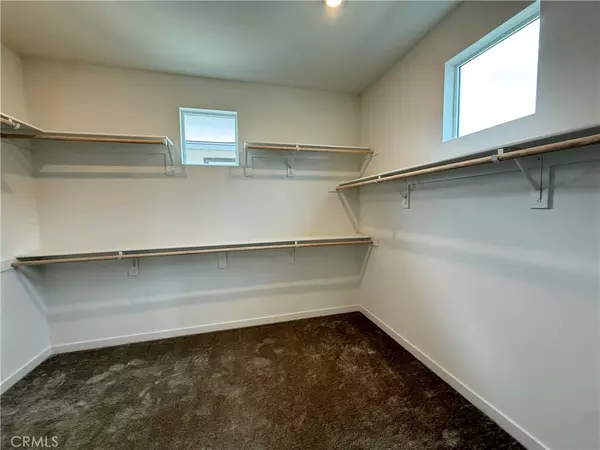 Fontana, CA 92336,15746 Caterpillar