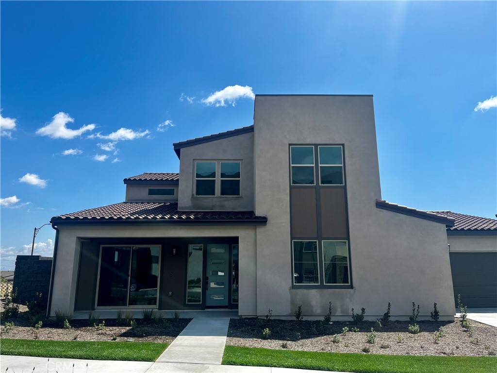 15981 Conservatory DR, Fontana, CA 92336