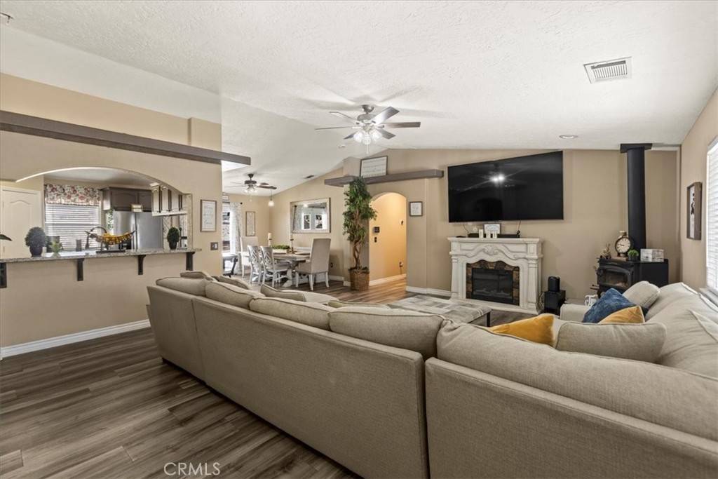 Hesperia, CA 92345,8042 Bangor AVE