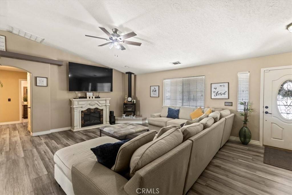 Hesperia, CA 92345,8042 Bangor AVE