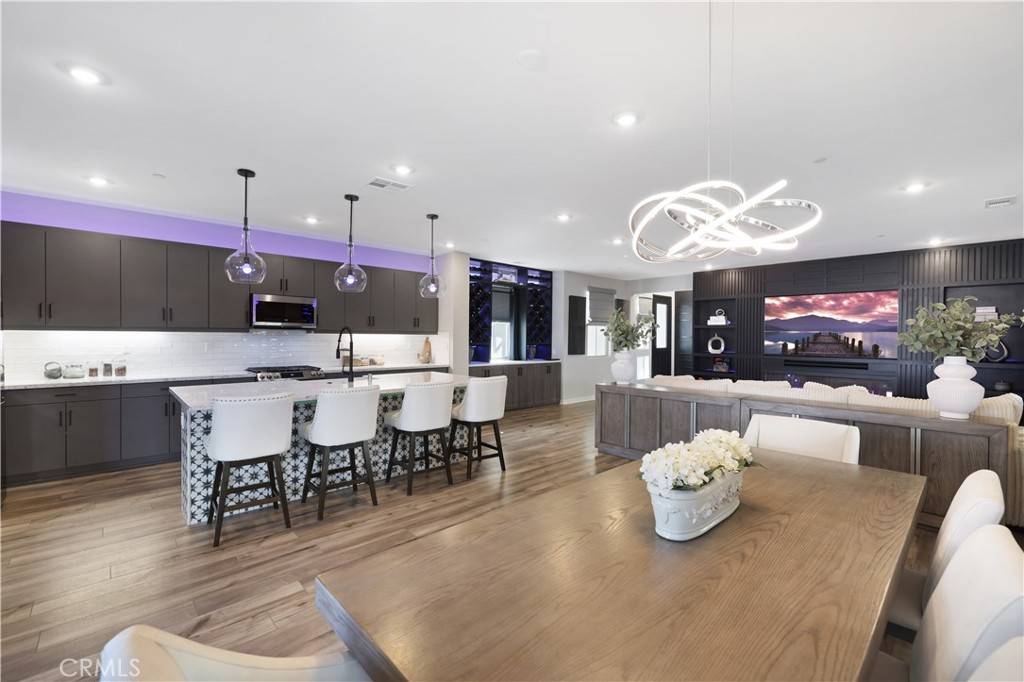 15918 Caterpillar DR, Fontana, CA 92336