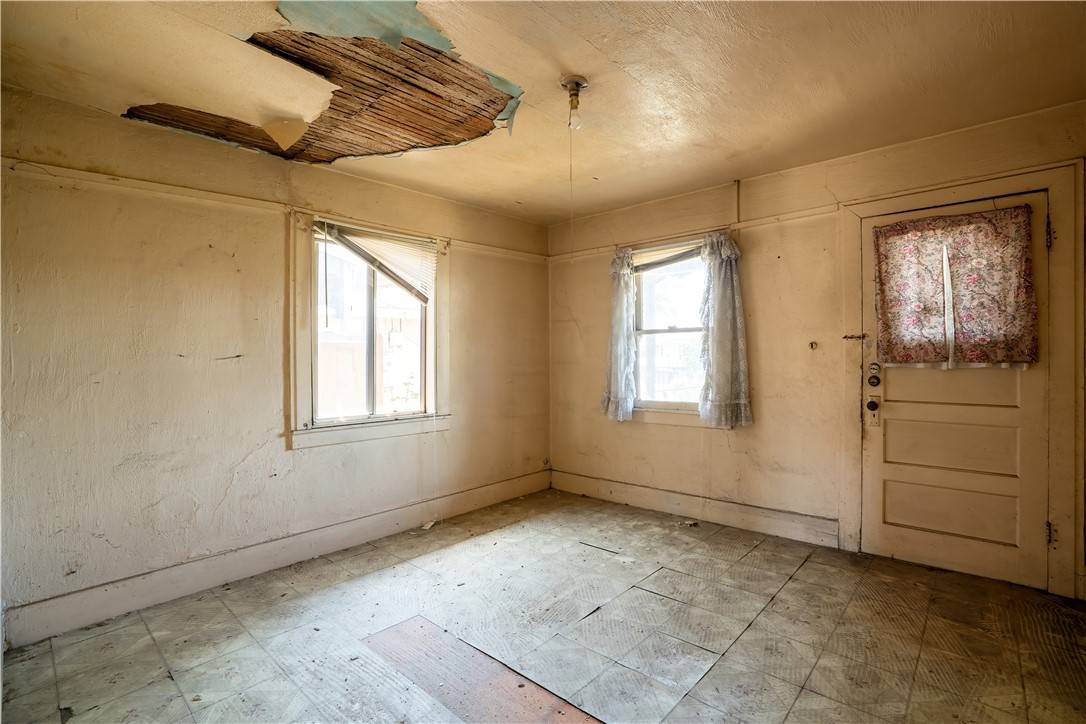 Montebello, CA 90640,1148 S Maple AVE