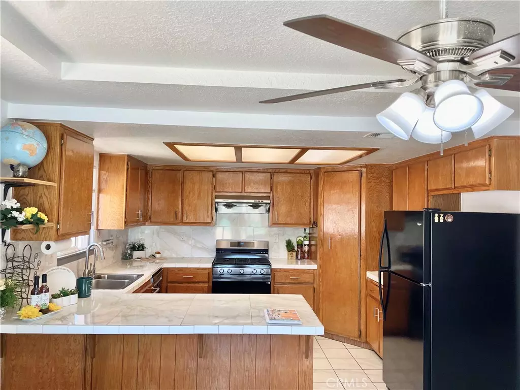 Victorville, CA 92395,16831 Grant St