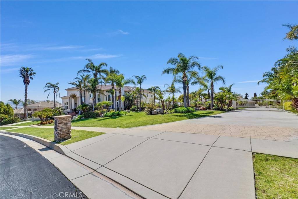Rancho Cucamonga, CA 91737,10817 Carriage DR