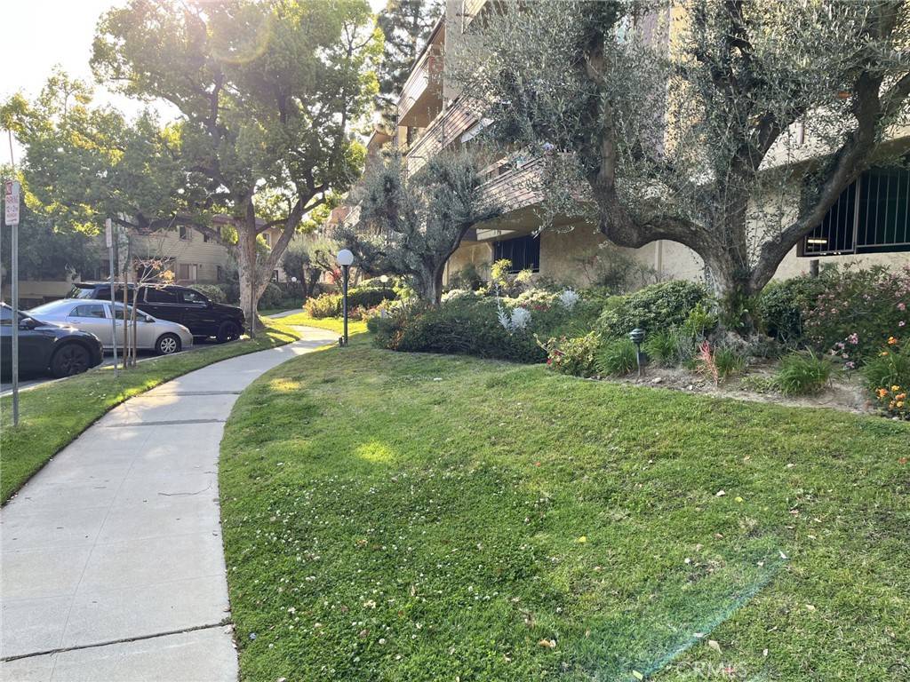 Glendale, CA 91206,444 Piedmont AVE #220
