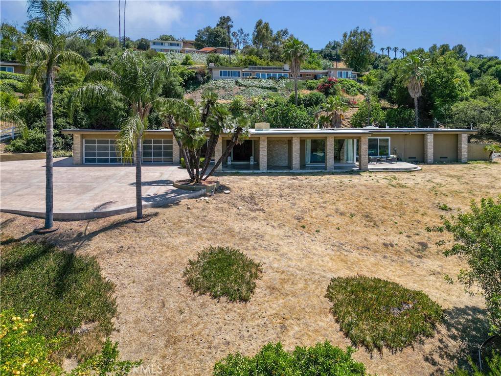950 S Spring Meadow DR, West Covina, CA 91791