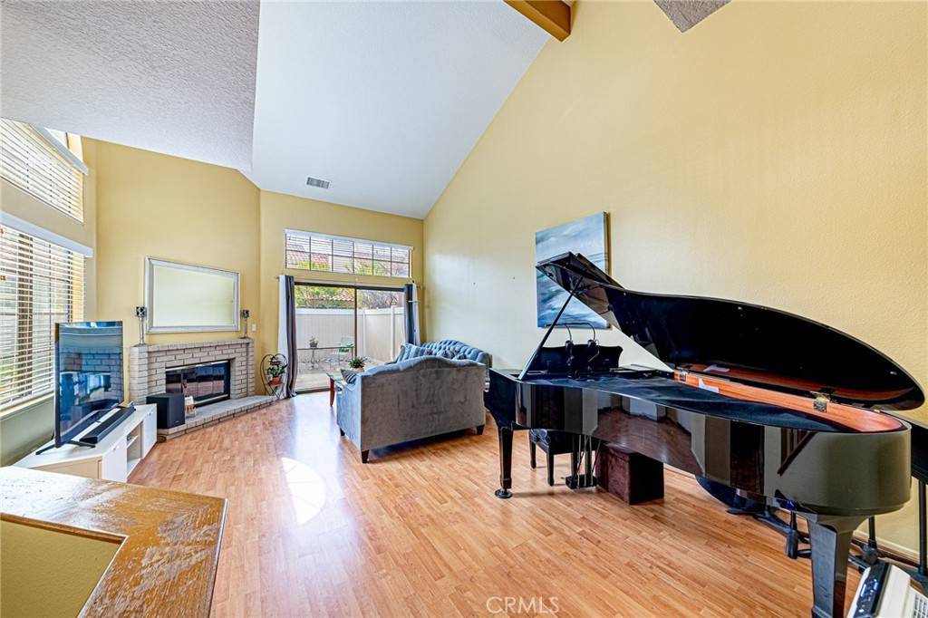 Diamond Bar, CA 91765,22933 Estoril DR #1