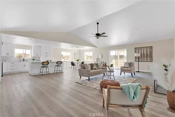 Hesperia, CA 92345,8698 Oakwood AVE