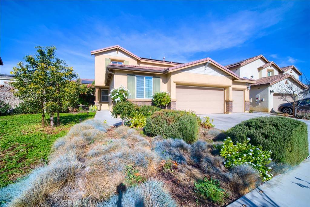 Jurupa Valley, CA 91752,12010 Santiam CT