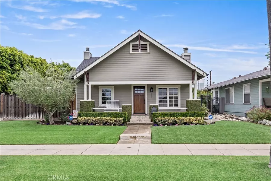 917 N Dalton AVE, Azusa, CA 91702