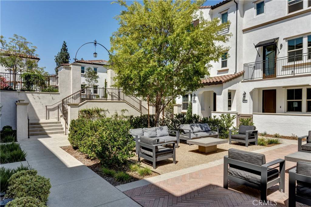 Claremont, CA 91711,232 Averett CT