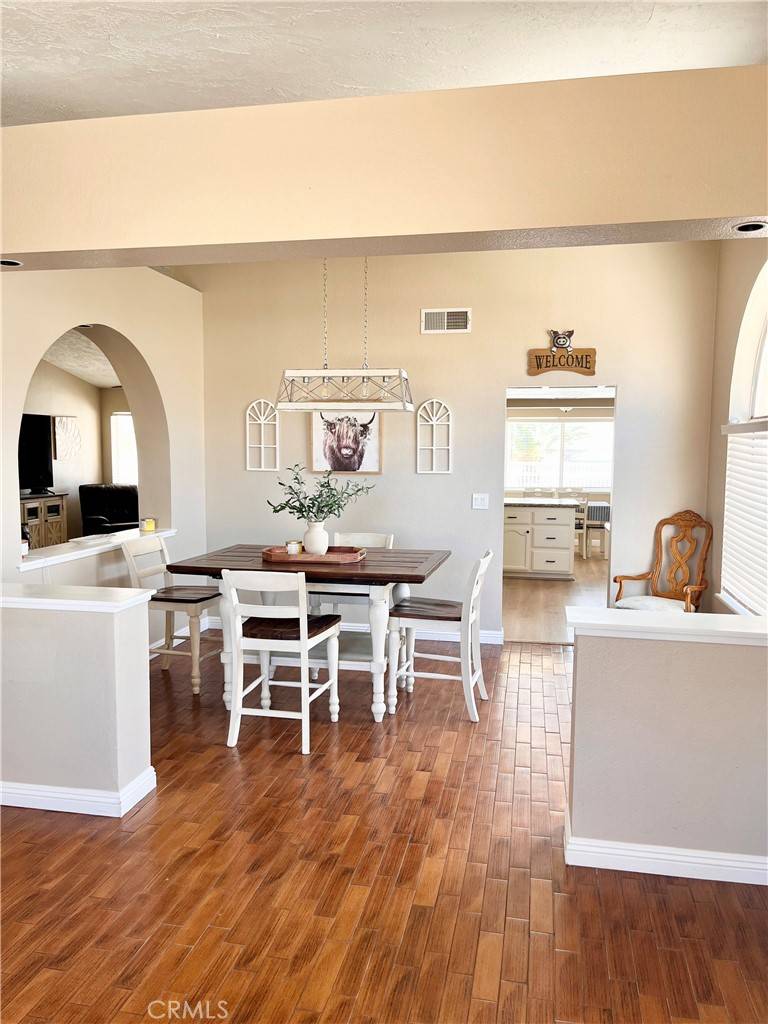 Apple Valley, CA 92307,16273 Kamana RD