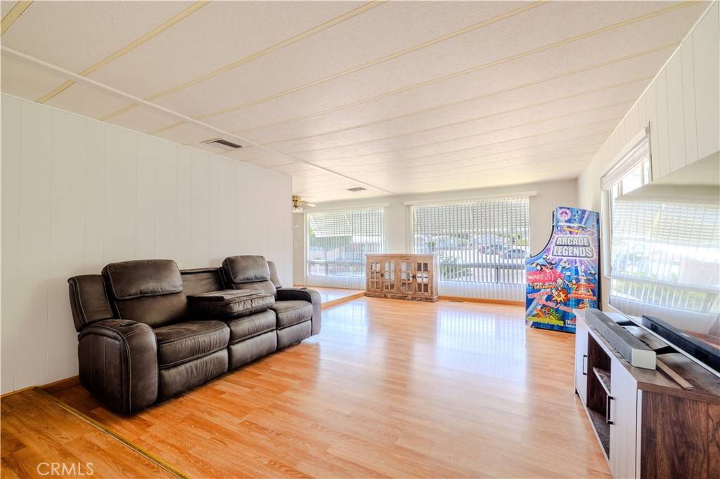La Verne, CA 91750,3530 Damien Avenue #88