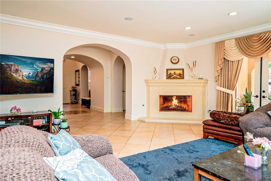 Azusa, CA 91702,1550 Hibiscus AVE