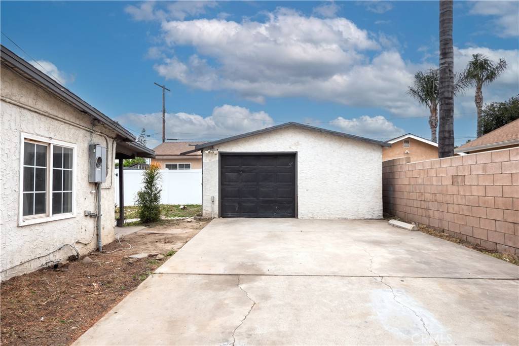 Pomona, CA 91766,1181 W 4th ST