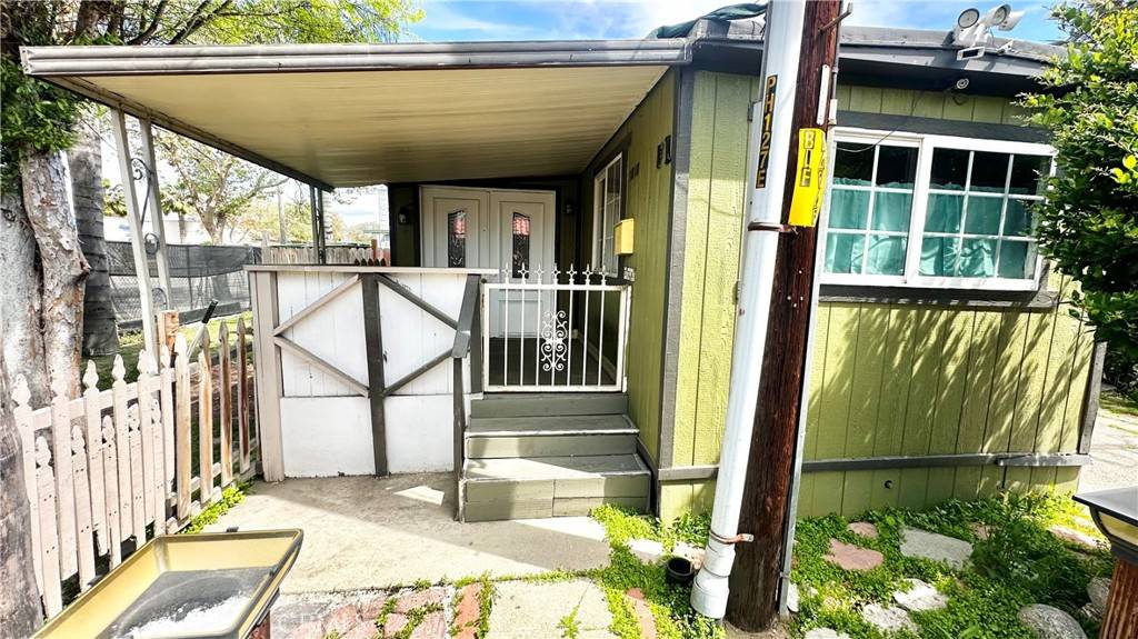 Pomona, CA 91768,1010 W Holt AVE #SPC 1