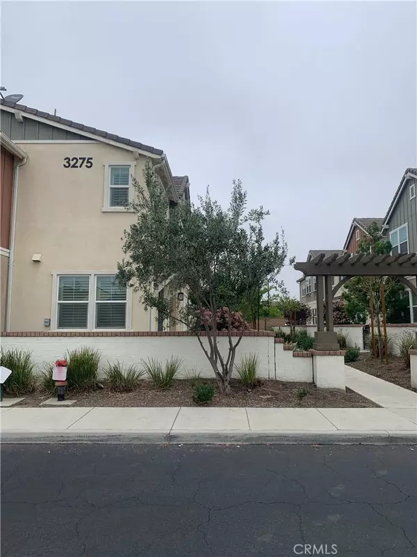 Ontario, CA 91762,3275 E Midsummer Privado #4