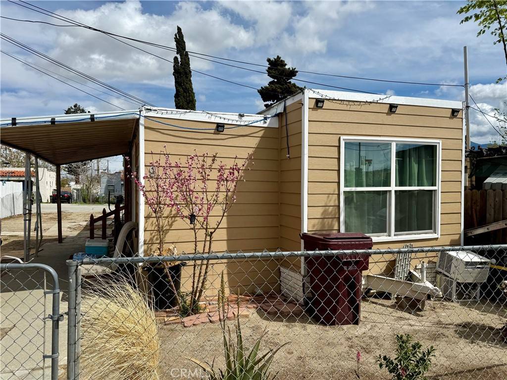 Banning, CA 92220,125 N Phillips ST