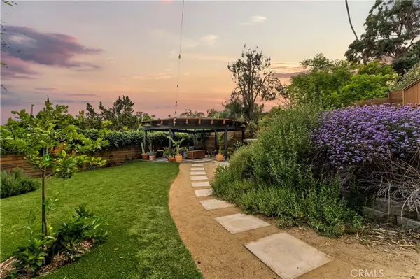 Los Angeles, CA 90042,6030 Crestwood WAY