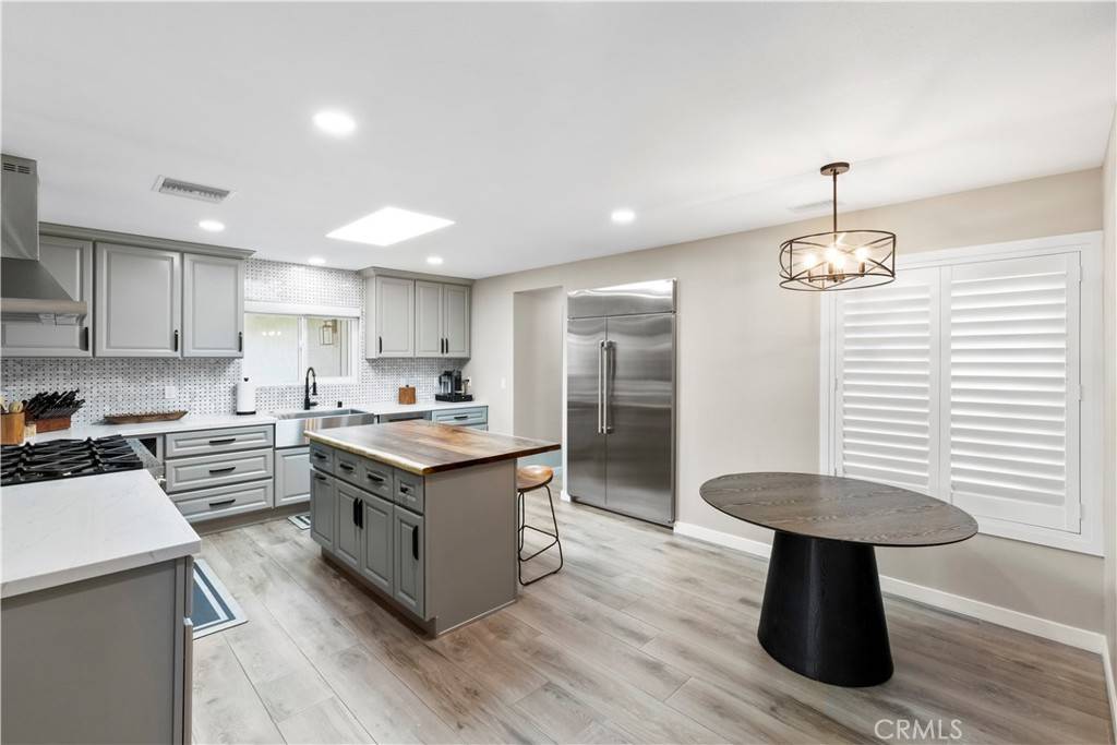 Covina, CA 91724,355 N Garsden AVE