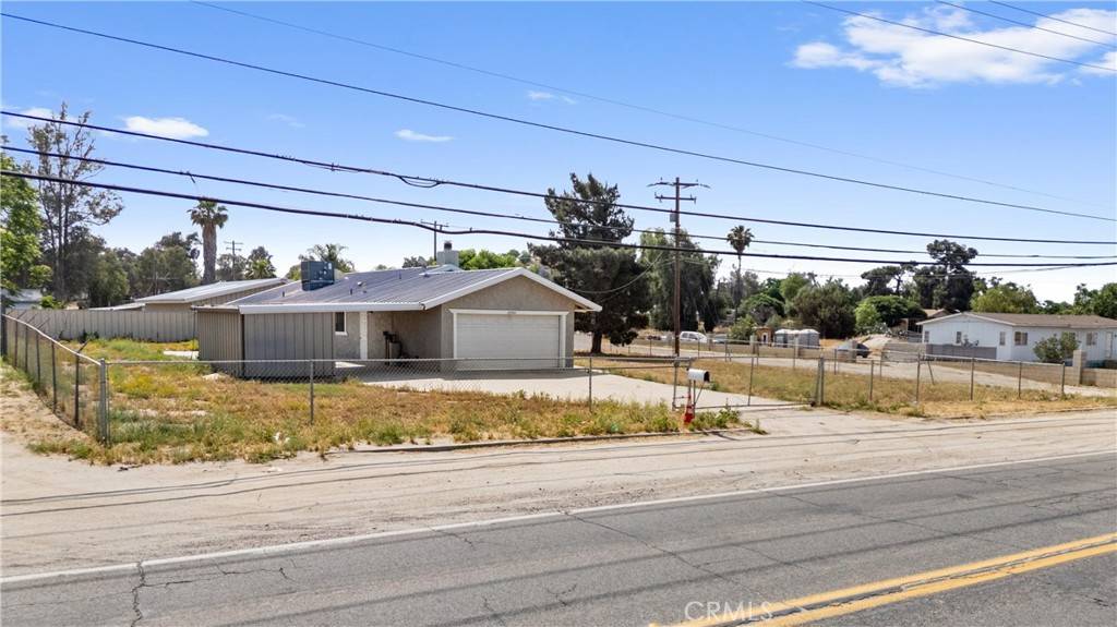 Perris, CA 92570,22410 Old Elsinore RD
