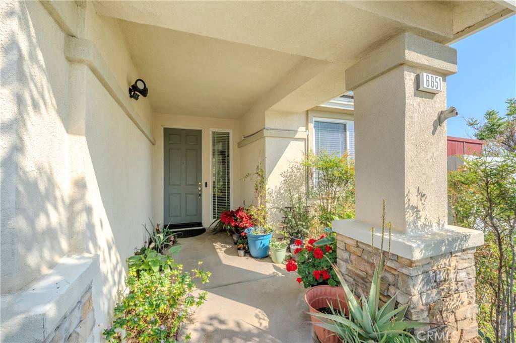 San Bernardino, CA 92407,6651 Darling LN