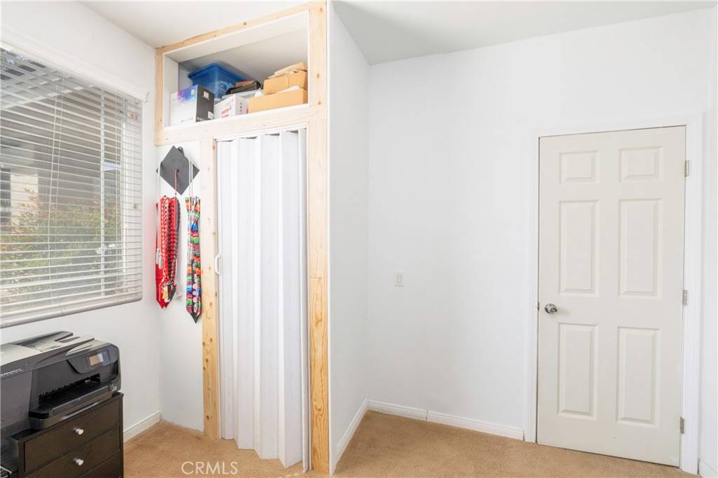 San Bernardino, CA 92407,6651 Darling LN