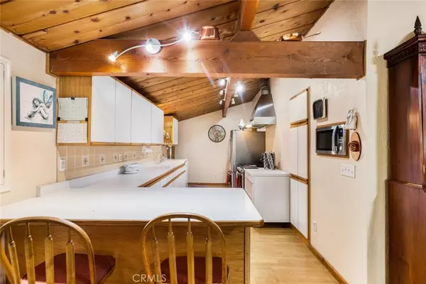 Idyllwild, CA 92549,53635 Country Club DR