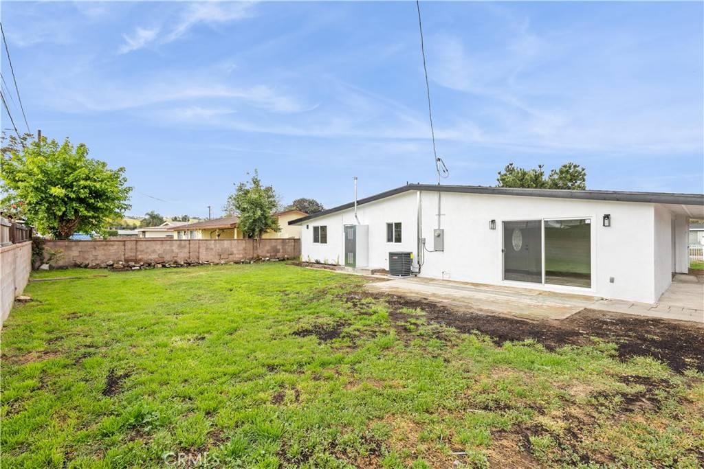 Pomona, CA 91766,1758 Bainbridge ST