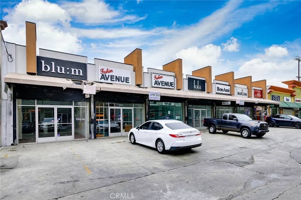 Los Angeles, CA 90015,1212 S San Pedro ST
