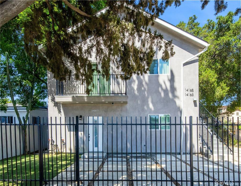 Van Nuys, CA 91401,14161 Friar ST