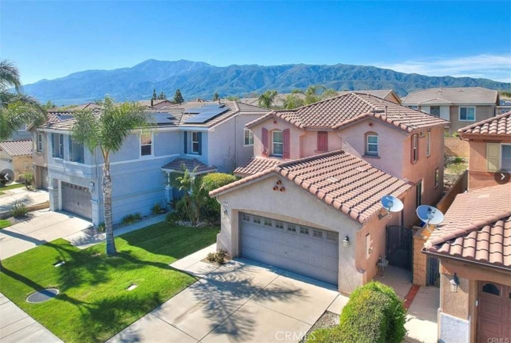 Fontana, CA 92336,16278 Pablo Creek LN