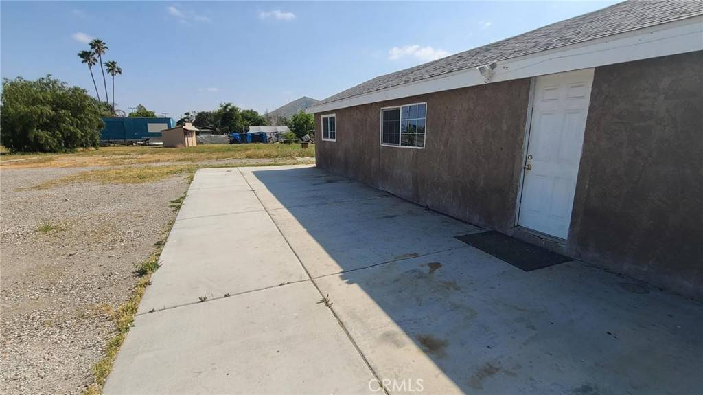 Bloomington, CA 92316,17693 Slover AVE