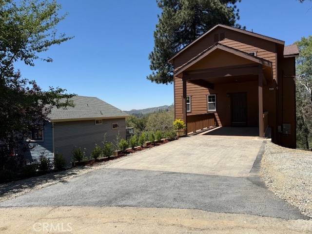 Crestline, CA 92325,373 Davos DR