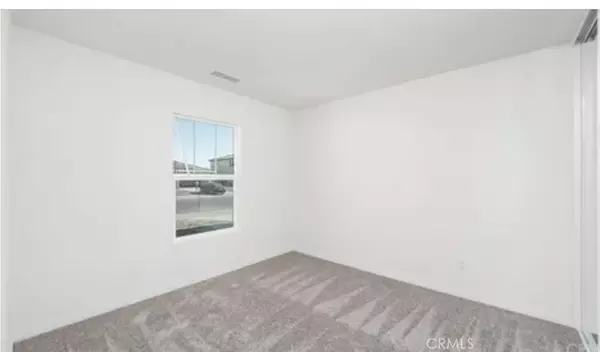 Victorville, CA 92392,13833 RAVEN ST