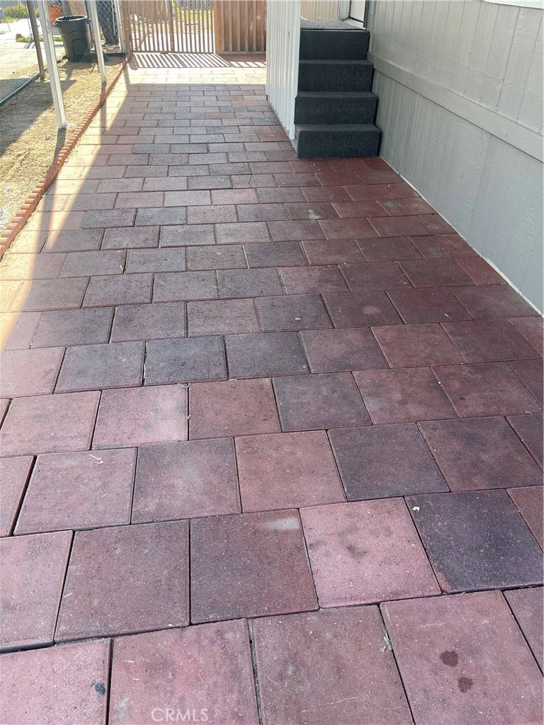 Rialto, CA 92376,250 N Linden AVE #312