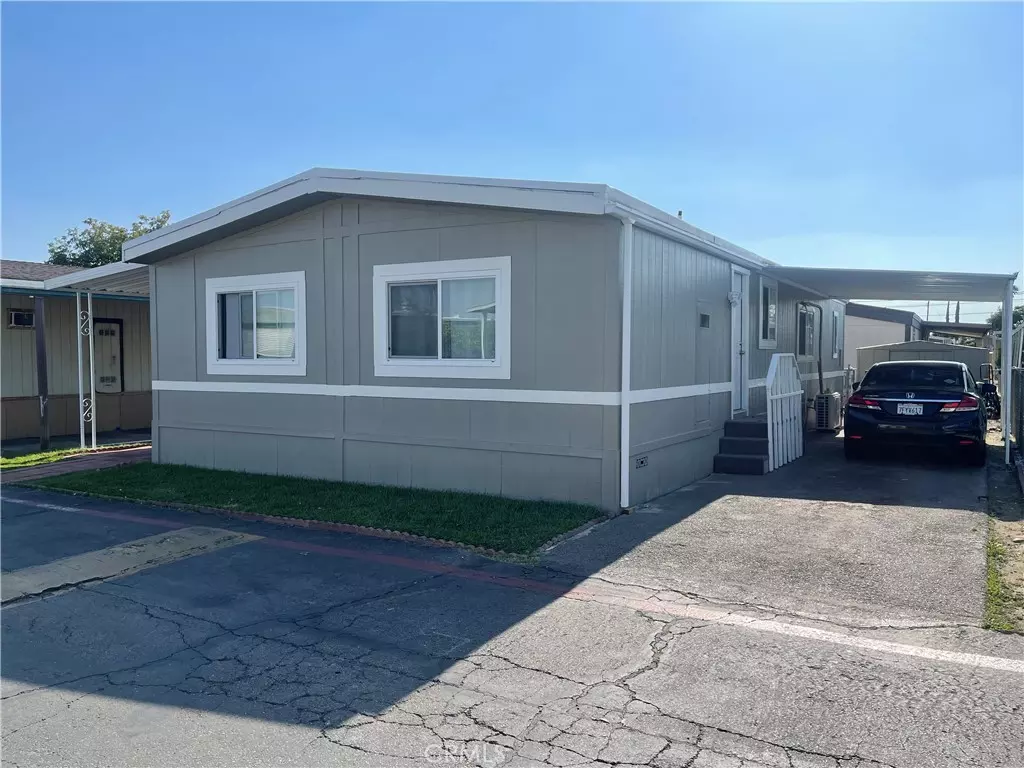 Rialto, CA 92376,250 N Linden AVE #312