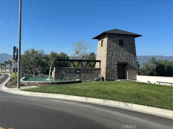 Rialto, CA 92377,2511 Gunner Ridge WAY