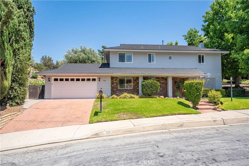 Glendora, CA 91740,734 Puma Canyon LN