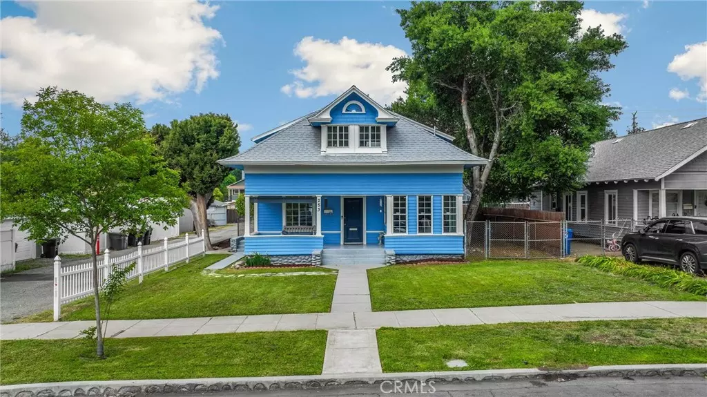 253 N 8th AVE, Upland, CA 91786