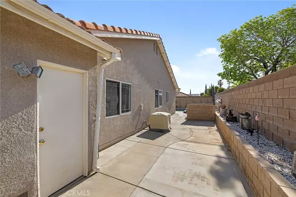 Palmdale, CA 93551,39434 Basalt CT