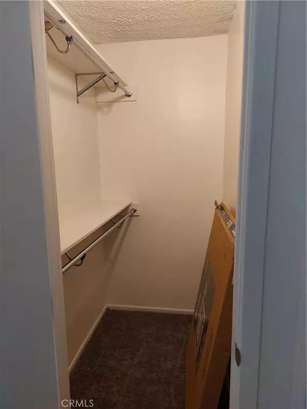 Los Angeles, CA 90019,1891 BUCKINGHAM RD #1